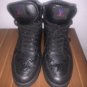 Louis vouitton sneakers